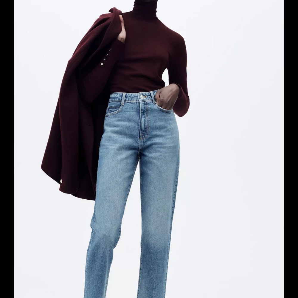 Zara Blue Ankle Cropped Jeans
